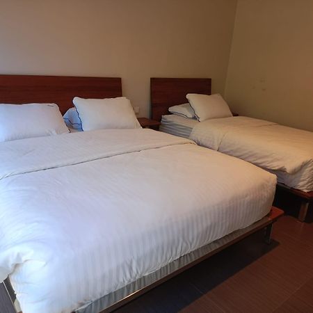 Hotel Habitat Hills Cisarua Esterno foto